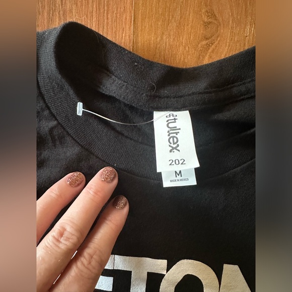 🆕 NWOT Deftones Diamond Eyes T-Shirt size medium Hot Topic - Picture 4 of 7